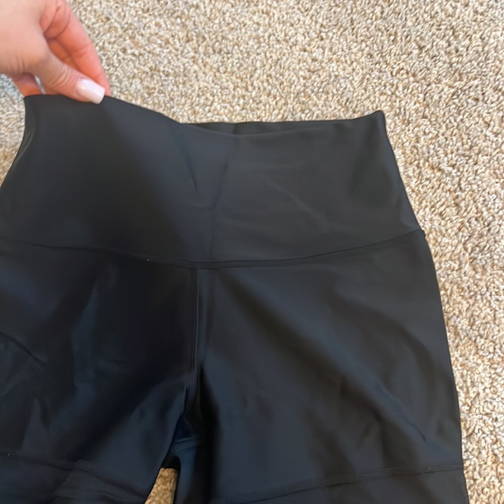 LULULEMON TechMesh ** Discontinued ** Wunder Under - Picture 9 of 11